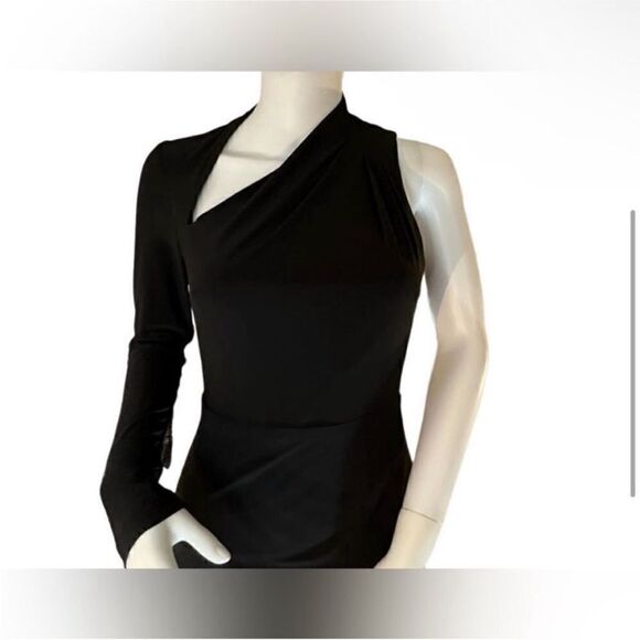 Betsy & Adam Delaney Short One Sleeve Asmmetrical
Cut Out Dress Black Size 6 - Picture 6 of 12